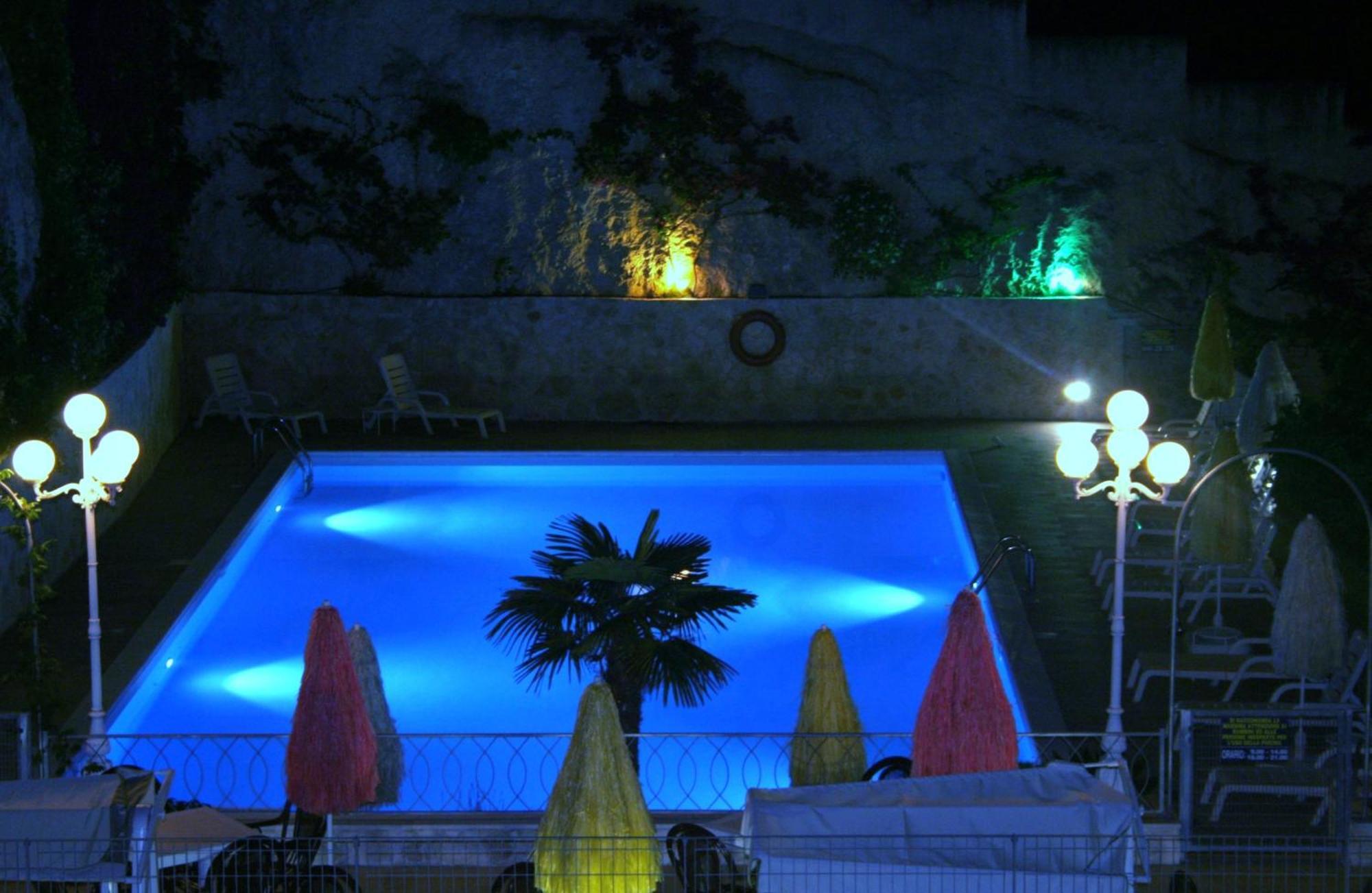 Hotel Timiama Peschici Extérieur photo
